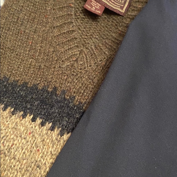 Vintage Wool Abercrombie & Fitch Sweater - Picture 4 of 4